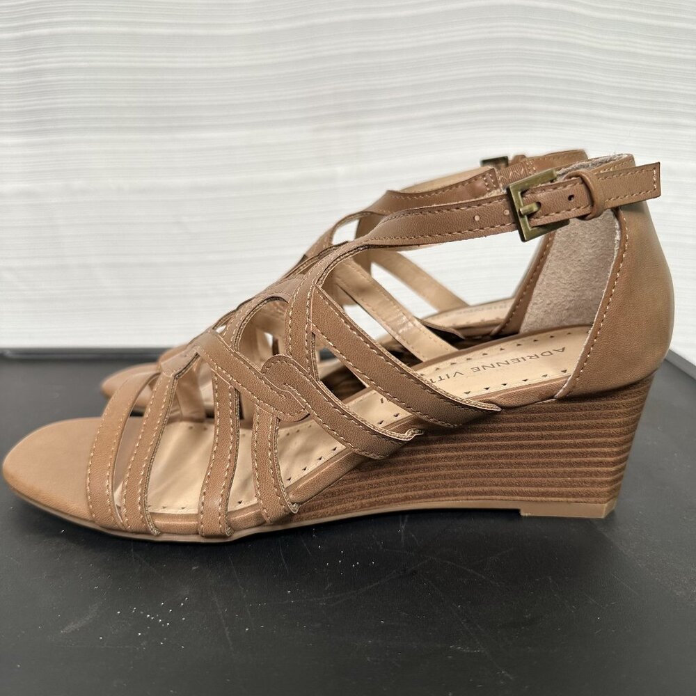 NWOT Adrienne Vittadini Strappy Wedge Sandals Womens 9M